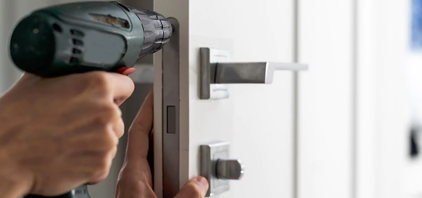 Locksmith For Lock Replacement Near Me in North Port, FL